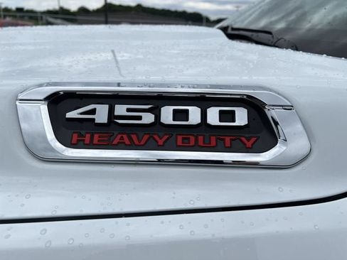 Used 2022 RAM 4500 Tradesman RWD image 28