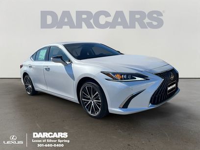 New 2025 Lexus ES 300h w/ Premium Package