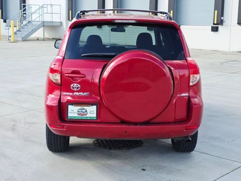Used 2008 Toyota RAV4 Sport Utility 4D image 4