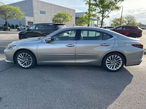 Used 2020 Lexus ES 350 Luxury w/ Accessory Package image 6