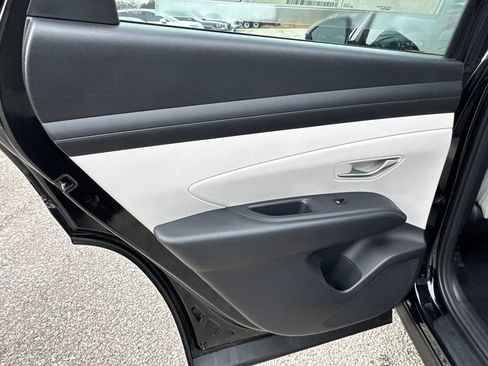 New 2026 Hyundai Tucson SE image 12