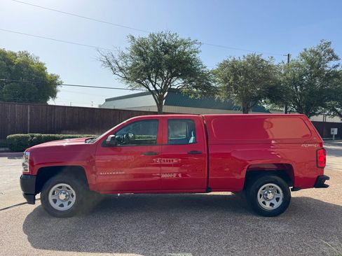 Used 2017 Chevrolet Silverado 1500 W/T AWD/4WD image 6