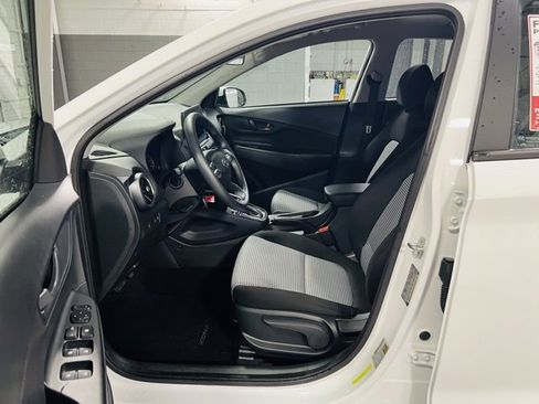 Used 2022 Hyundai Kona SE w/ Cargo Package image 24
