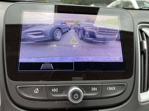 Used 2023 Chevrolet Malibu LS w/ Driver Confidence Package FWD image 11
