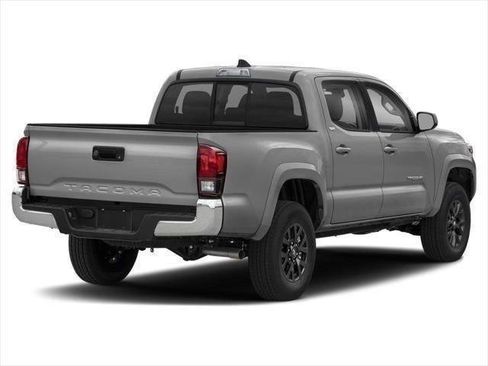 Used 2023 Toyota Tacoma SR5 AWD/4WD image 57