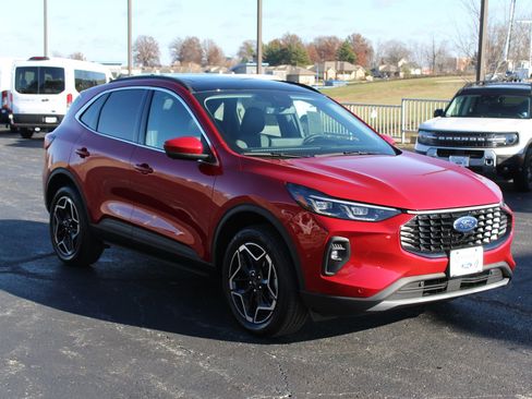 New 2026 Ford Escape Platinum w/ Premium Technology Package image 7