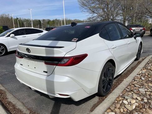 Used 2025 Toyota Camry XSE image 5