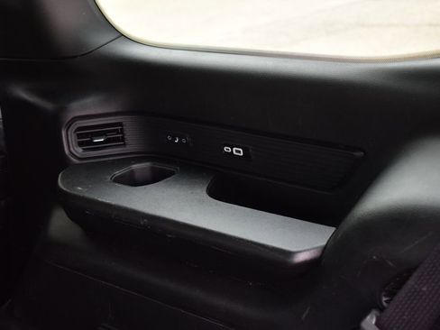 Used 2022 Jeep Wagoneer Series III w/ Flexible Seating Group AWD/4WD image 36