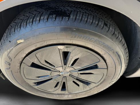 New 2026 Chevrolet Blazer EV LT image 24