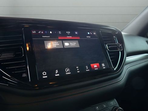Used 2023 Dodge Durango R/T AWD/4WD image 27