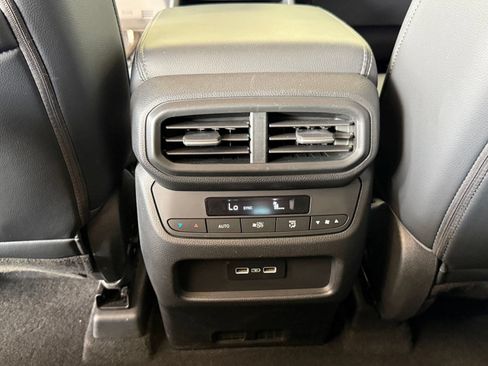 Used 2023 Honda Pilot EX-L image 28