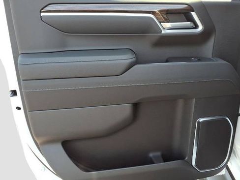 New 2026 Chevrolet Silverado 1500 RST AWD/4WD image 13