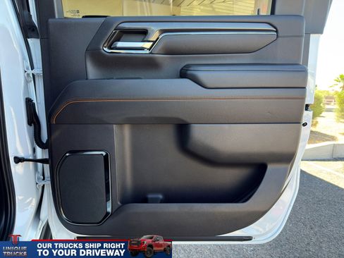 Used 2024 GMC Sierra 2500 AT4 w/ AT4 Premium Plus Package image 26