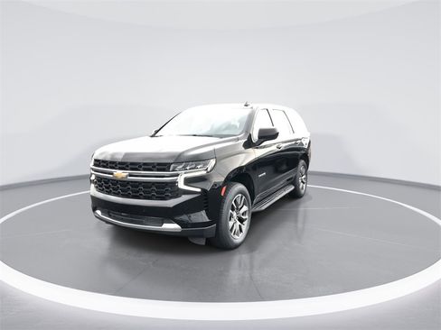 Used 2023 Chevrolet Tahoe LS image 4