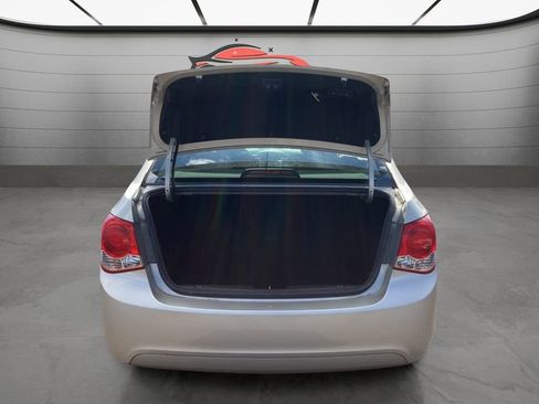 Used 2013 Chevrolet Cruze LT image 29