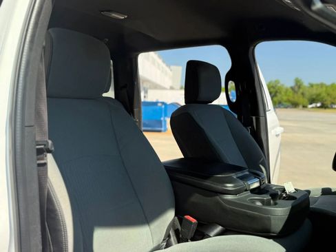 Used 2022 RAM 2500 Big Horn image 27