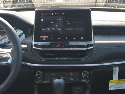 New 2026 Jeep Compass Latitude AWD/4WD image 16