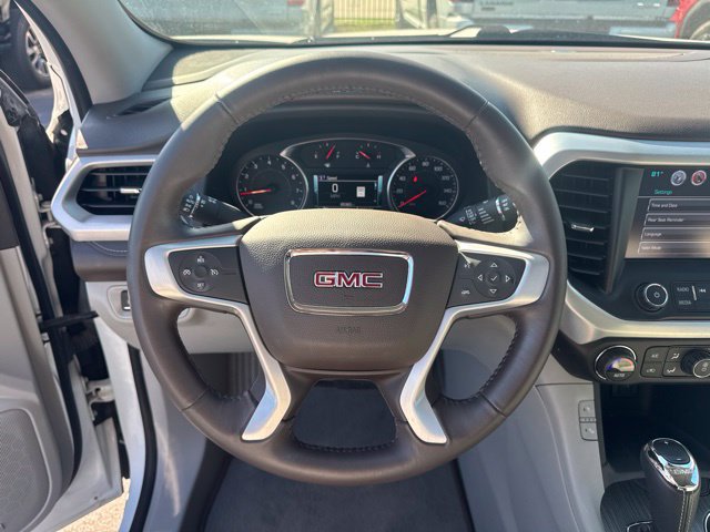 Used 2017 GMC Acadia SLT FWD image 14