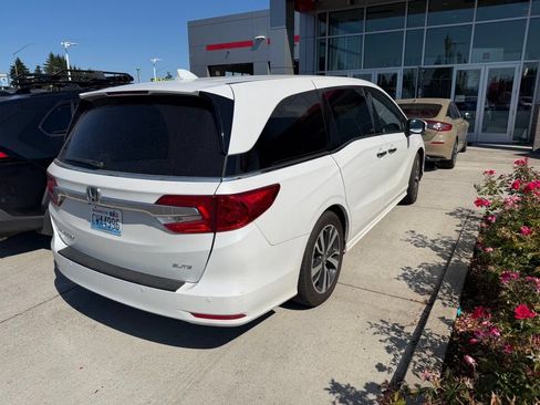 Used 2020 Honda Odyssey Elite image 6