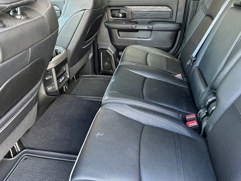 Used 2025 RAM 3500 Limited image 14