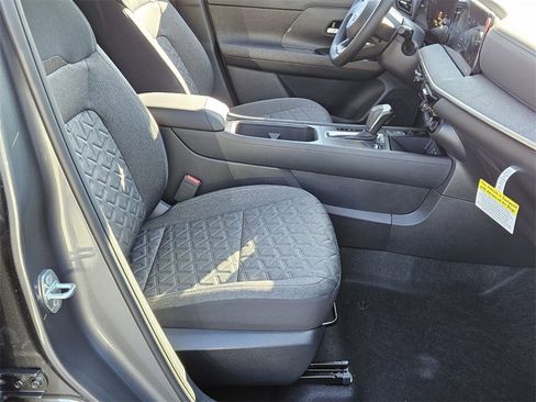 New 2026 Nissan Kicks SV w/ SV Premium Package image 13