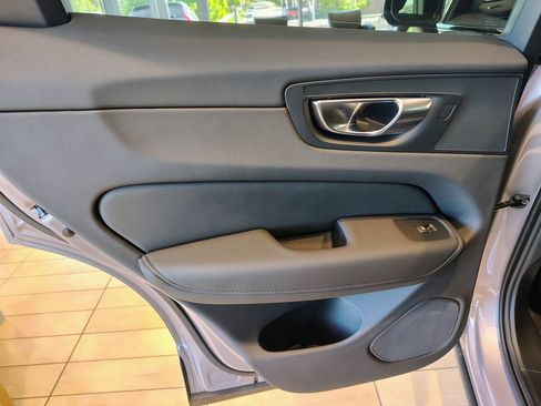 New 2026 Volvo XC60 B5 Ultra w/ Climate Package AWD/4WD image 15