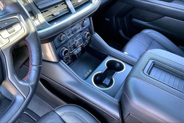Used 2022 Chevrolet Tahoe RST w/ Luxury Package RWD image 13
