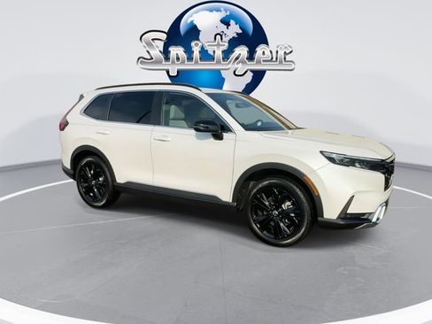 Used 2025 Honda CR-V Sport Touring image 2