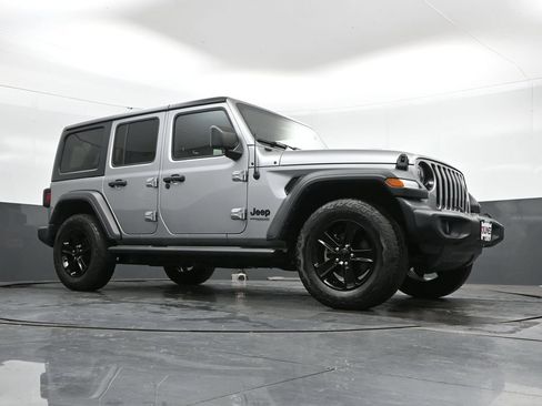 Used 2021 Jeep Wrangler Unlimited Sport AWD/4WD image 43