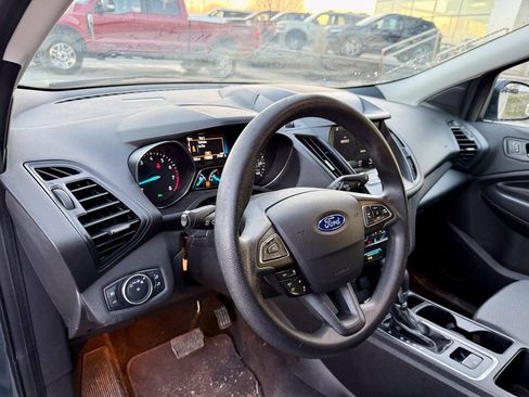 Used 2019 Ford Escape SE image 8