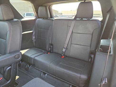 Used 2023 Chevrolet Traverse High Country AWD/4WD image 33