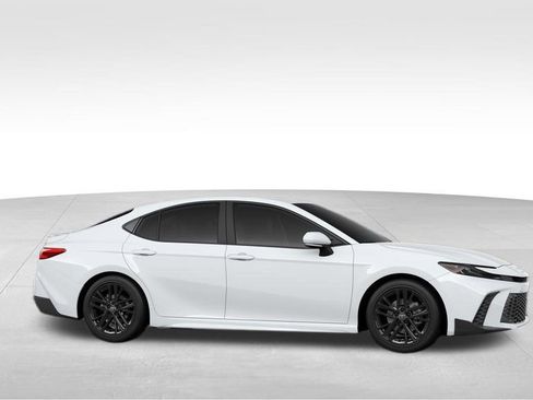 New 2026 Toyota Camry SE image 13