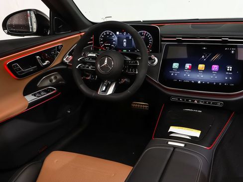 New 2026 Mercedes-Benz E 53 AMG e 4MATIC Sedan image 12
