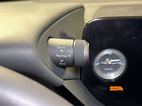 Certified 2023 Lexus ES 250 w/ Premium Package image 30