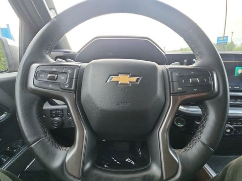 Used 2023 Chevrolet Silverado 1500 High Country AWD/4WD image 15