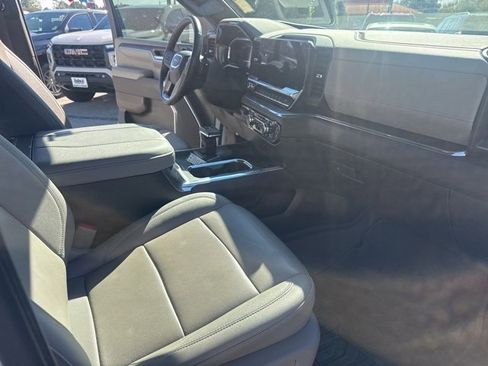 Used 2023 GMC Sierra 1500 SLT w/ SLT Premium Plus Package image 12