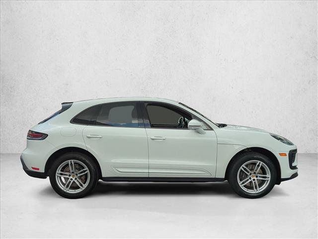 Used 2023 Porsche Macan AWD/4WD image 4