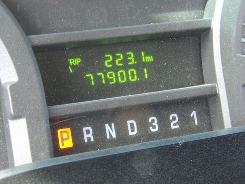 Used 2014 Ford E-350 and Econoline 350 Super Duty w/ A/C Prep Package image 19