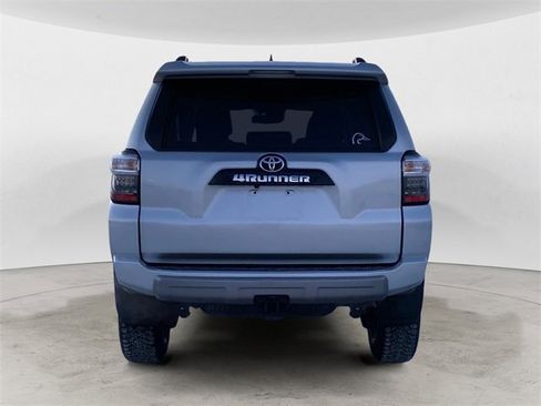 Used 2023 Toyota 4Runner TRD Off-Road Premium image 4