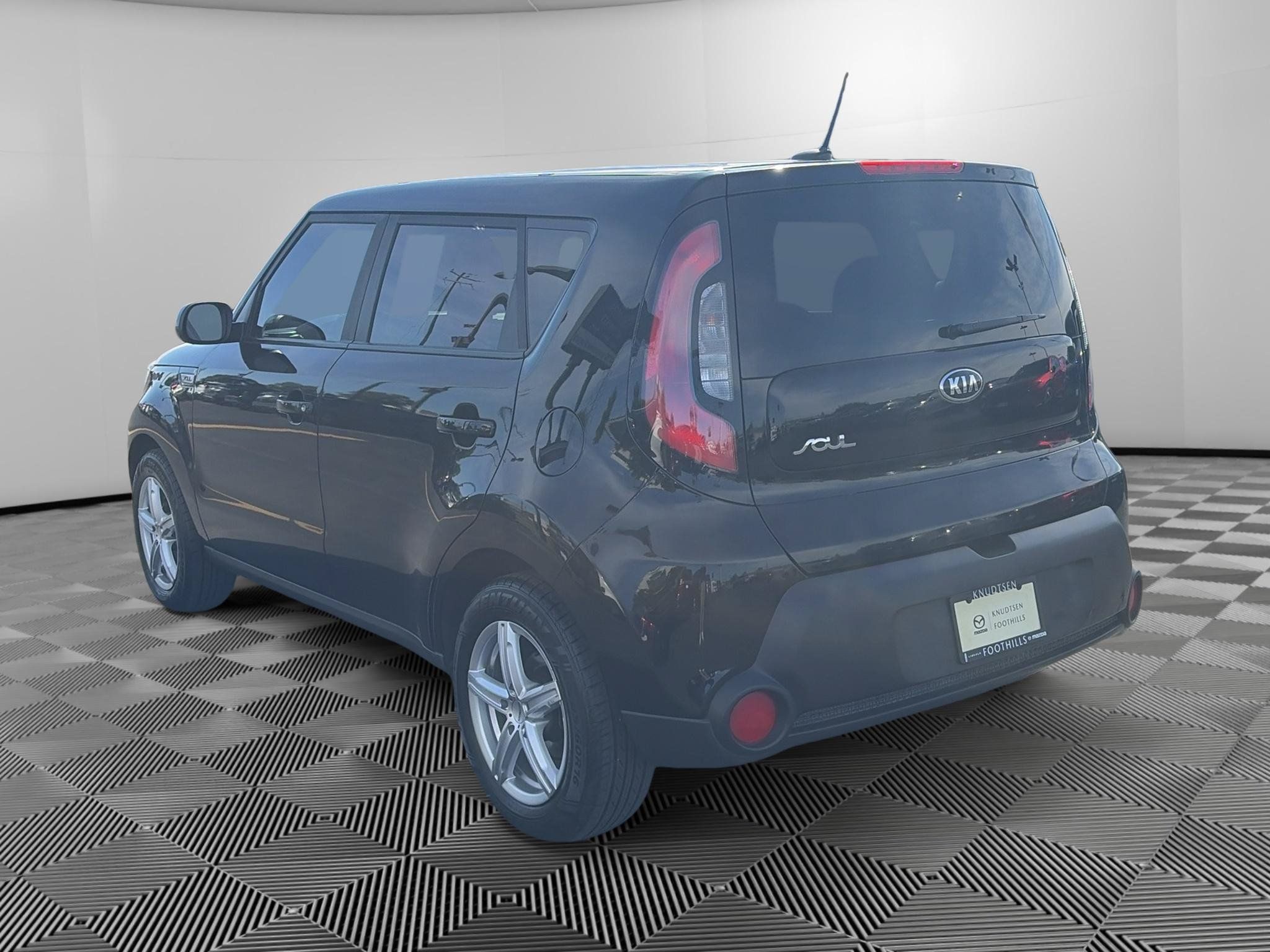 Used 2016 Kia Soul FWD image 5