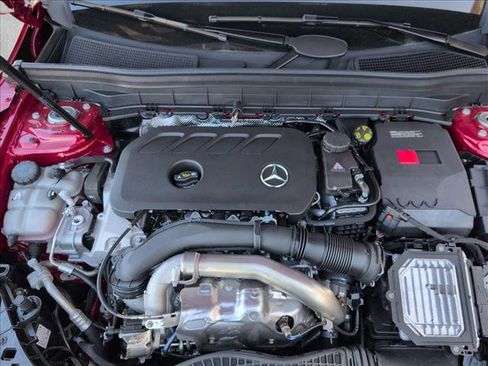 New 2026 Mercedes-Benz GLB 250 4MATIC image 17
