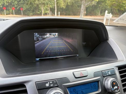 Used 2011 Honda Odyssey EX-L image 18