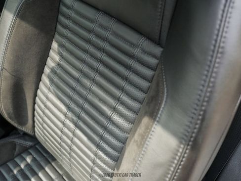 Used 2010 Ford Mustang Shelby GT500 RWD image 27