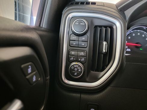 Used 2022 Chevrolet Silverado 1500 RST w/ Safety Package AWD/4WD image 21