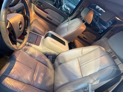 Used 2008 Chevrolet Avalanche LTZ AWD/4WD image 22