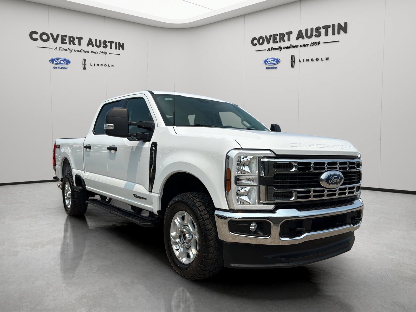 Used 2025 Ford F250 XLT w/ FX4 Off-Road Package AWD/4WD image 6