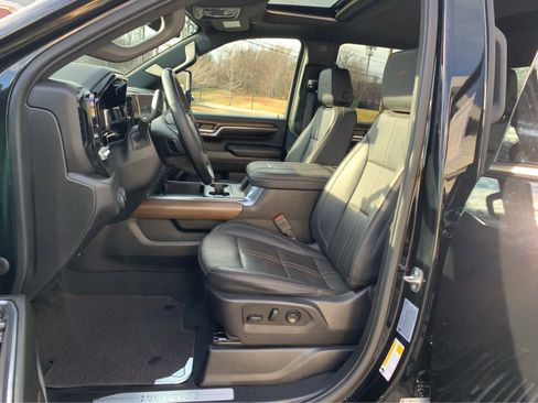 Used 2024 Chevrolet Silverado 3500 High Country w/ Midnight Edition image 11