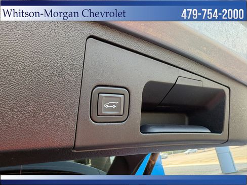 Used 2023 Cadillac XT4 Premium Luxury FWD image 34