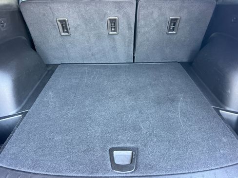 Used 2025 Chevrolet Blazer LT FWD image 15