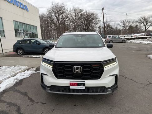 Used 2023 Honda Pilot TrailSport image 24
